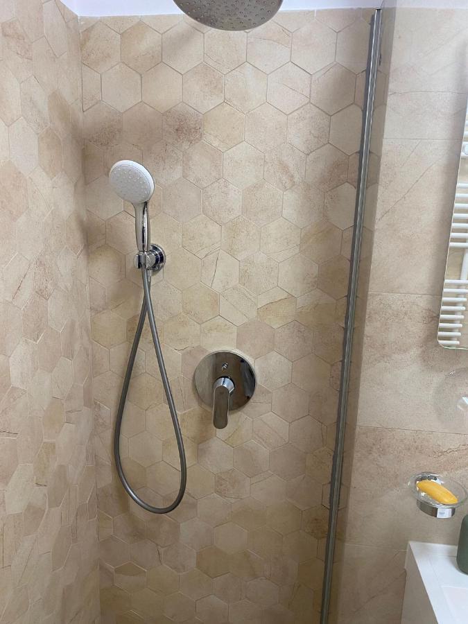 Plazza Studio 布加勒斯特 外观 照片